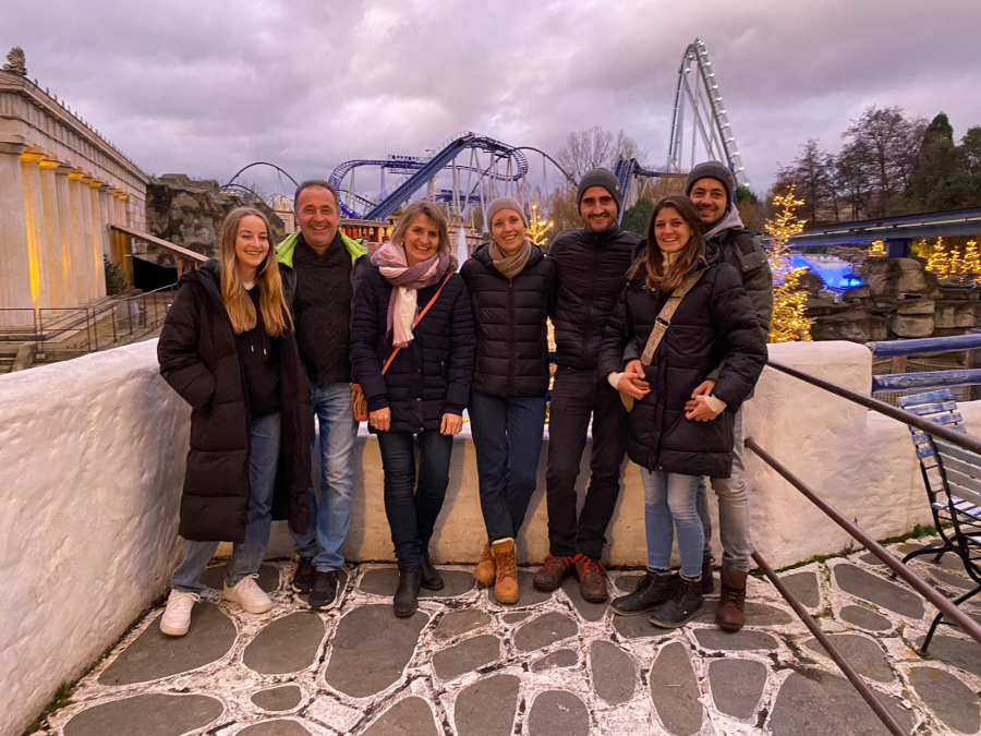DIE FAMILIE MAIER HEISST SIE HERZLICH WILLKOMEN